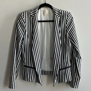 Nicole Miller Artelier Black & White Blazer
